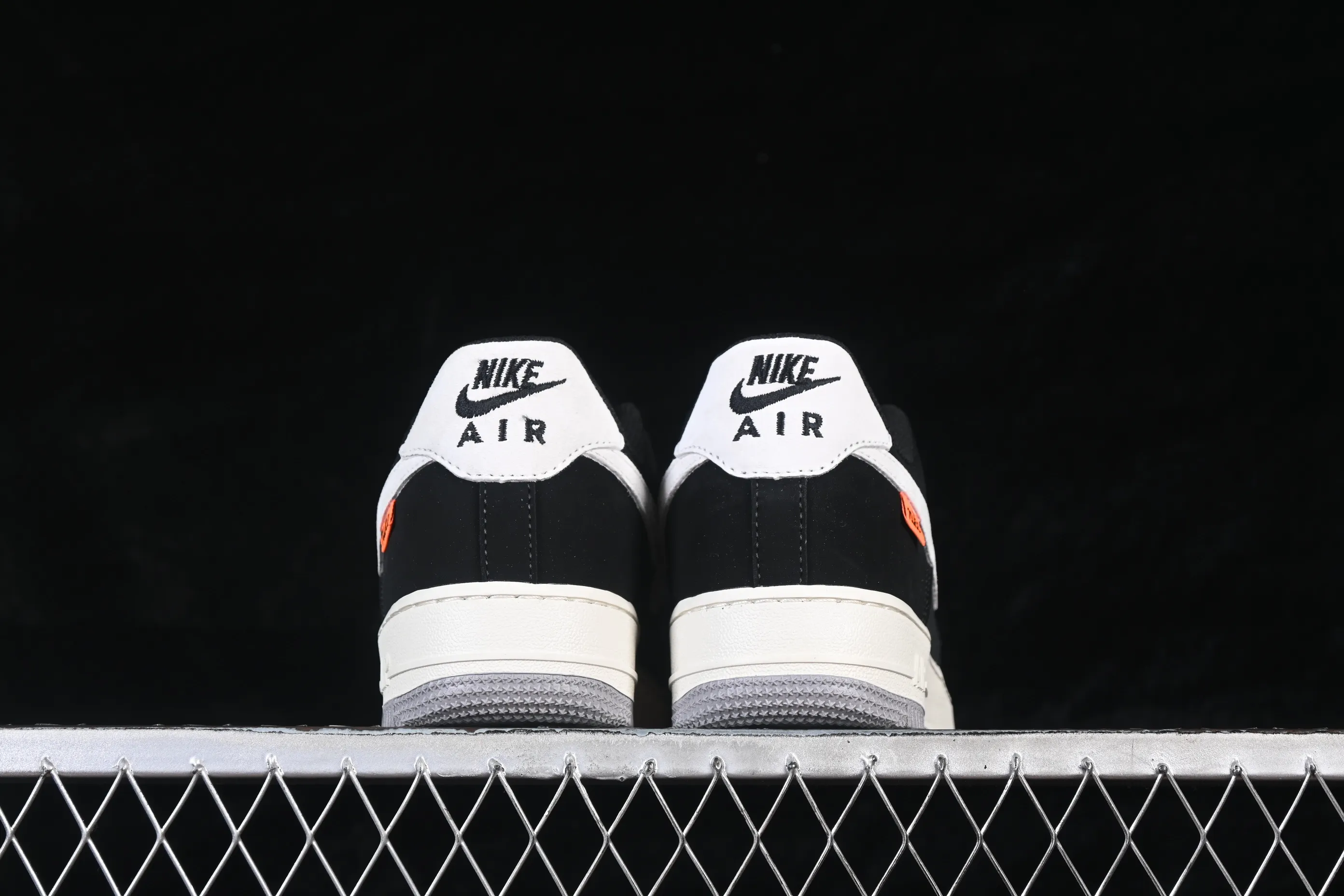 All categories Nk Air Force 1 Air Force series Nk Air Force 1 Low Air Force low-top Nike Air Force 1'07 Low Jet black and gray Air Force 1 low-top casual sneakers FQ3544-001